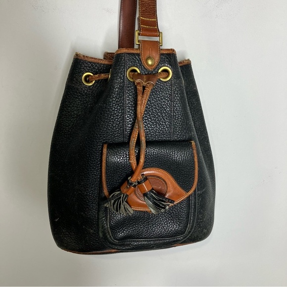 Vintage Dooney & Bourke navy & tan‎ leather AWL sling bag bucket bag - Picture 3 of 17